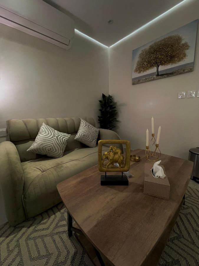 Villa استديو مع جلسة خارجية بدخول ذكي Riadh Exterior foto