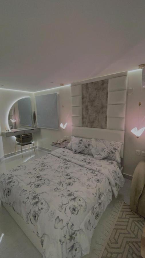 Villa استديو مع جلسة خارجية بدخول ذكي Riadh Exterior foto